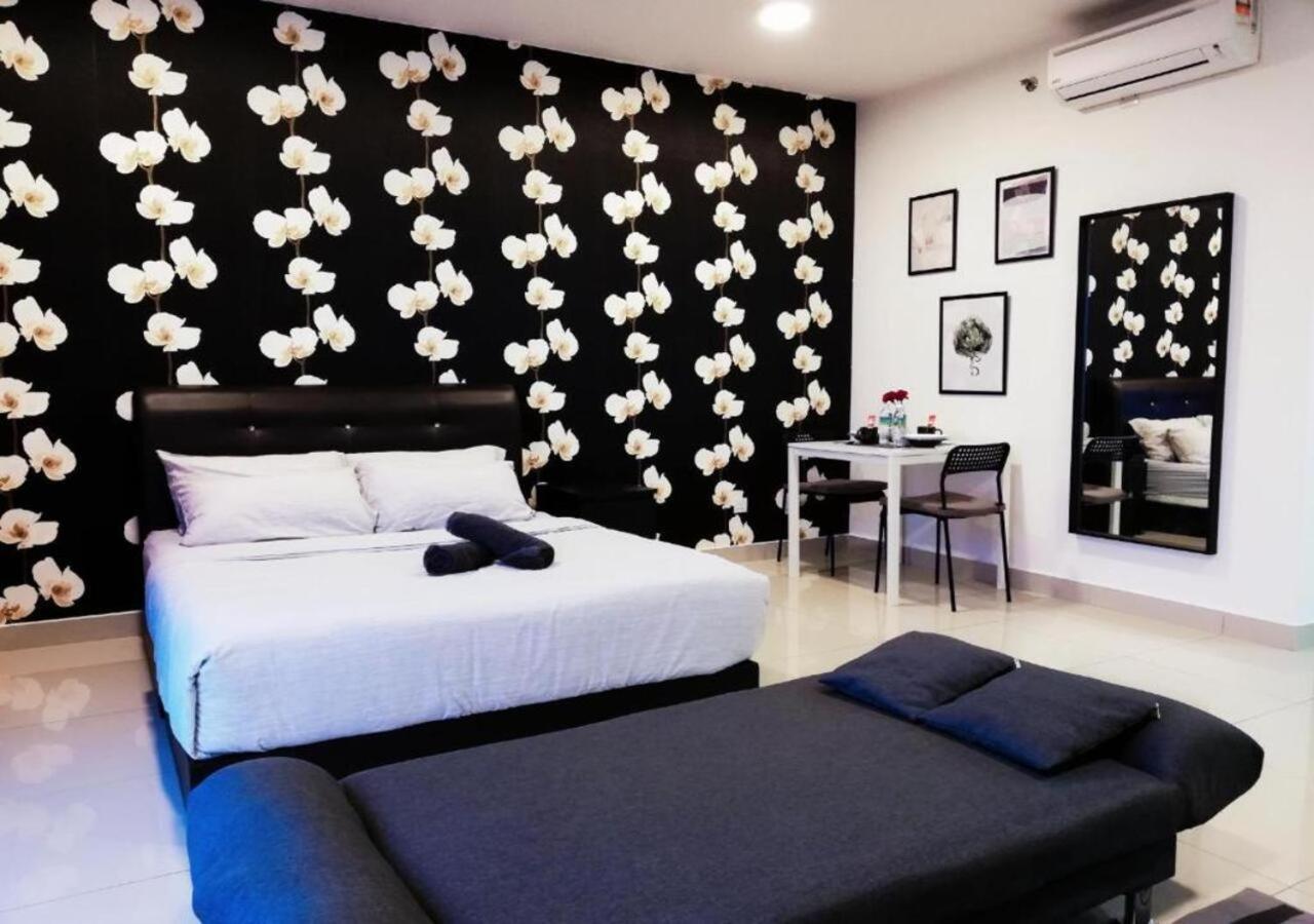 Peanut Butter Homestay #Trefoil Setia City Setia Alam Exterior foto